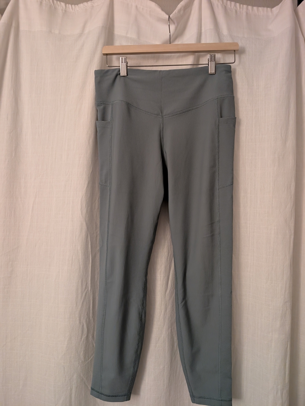 Old Navy Ribbed High-Waist Leggings in Light Blue